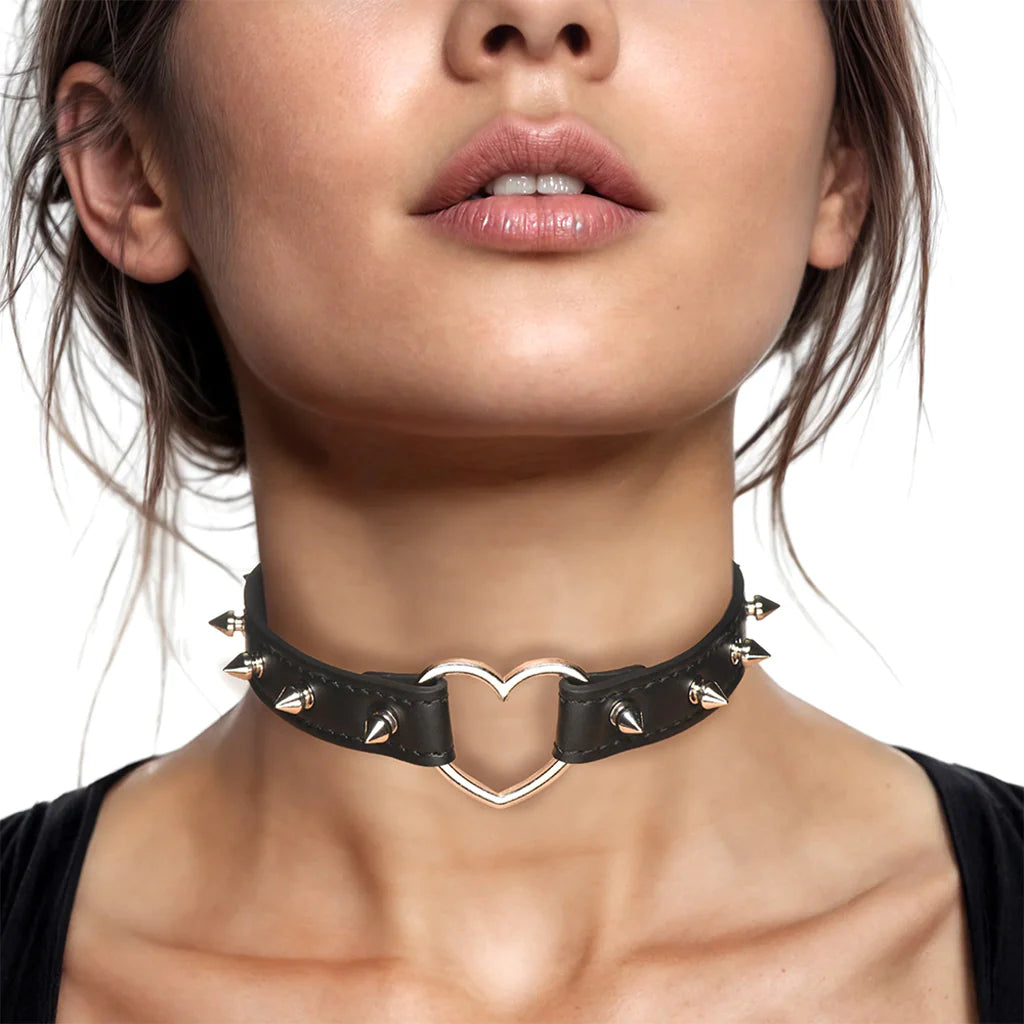 Master Series Spiked Heart Choker