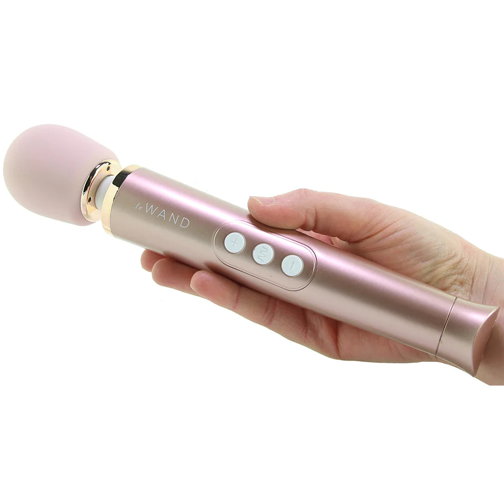 Le Wand Petite Massagers